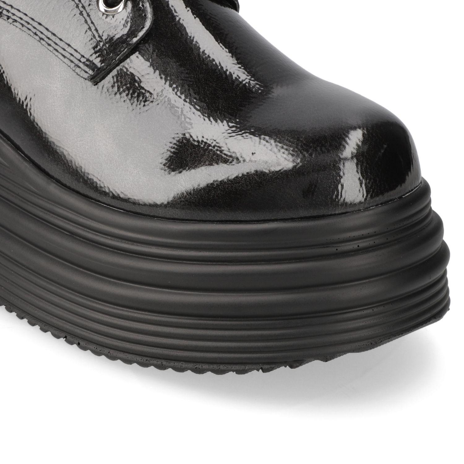 Oxford Danicolle 16055-4