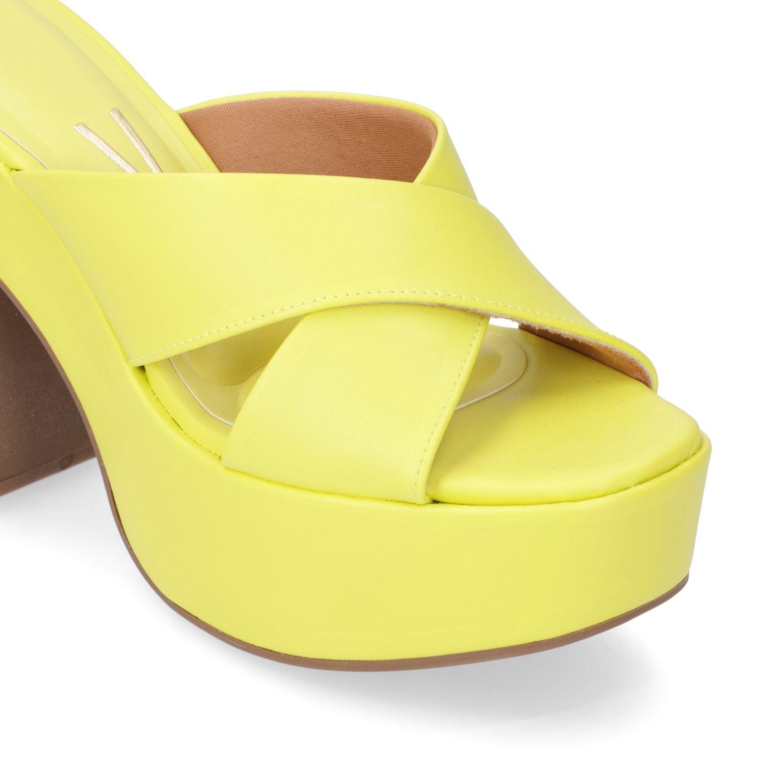 Sandalia Taco Vizzano Amarillo 11367-4