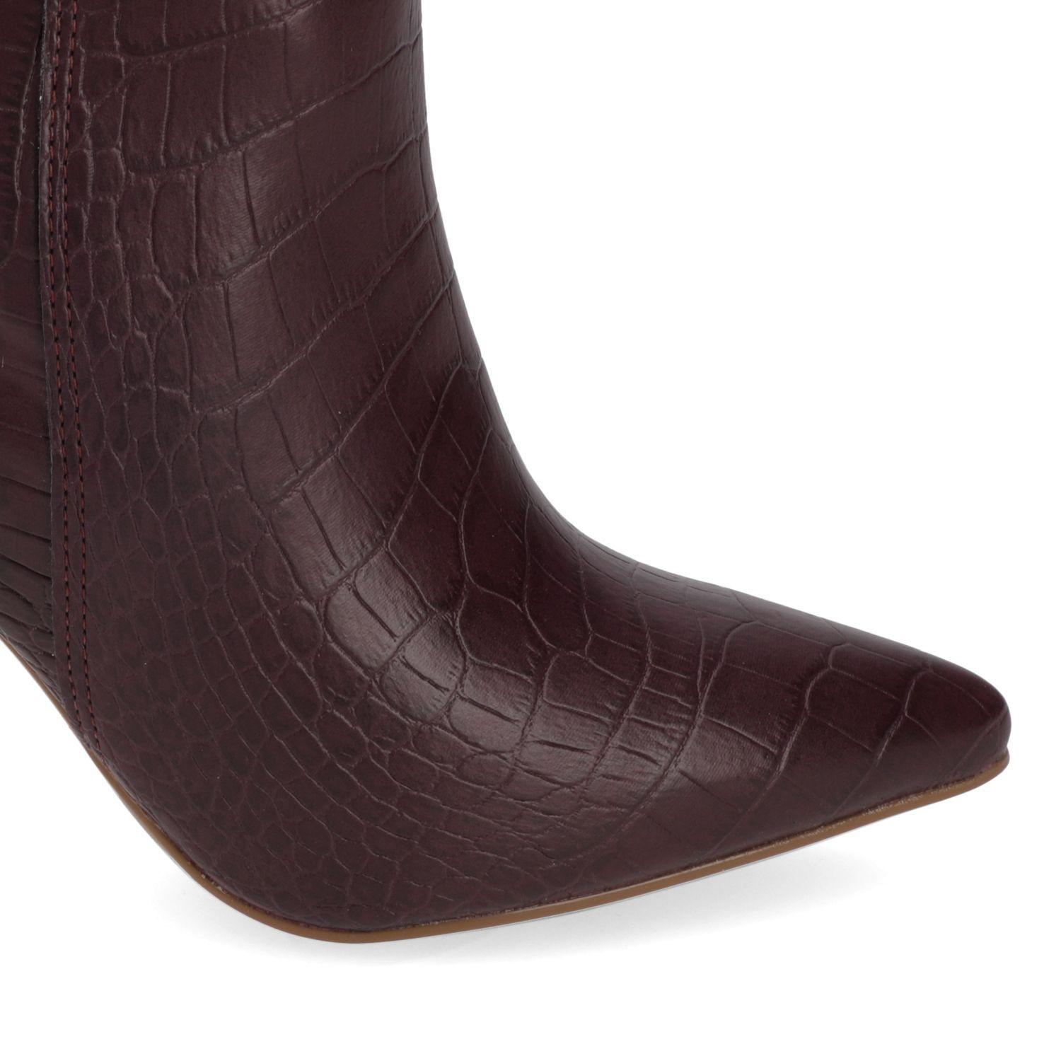 Botin Mujer Vizzano Croco Taco Aguja 10 cm Vino-5