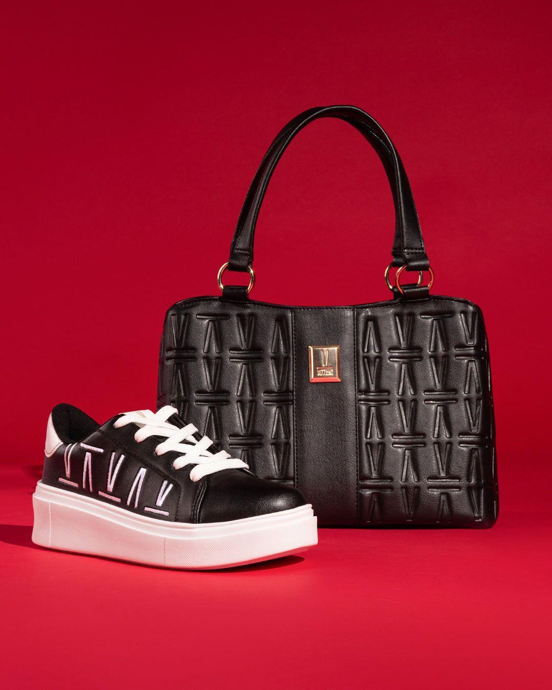 Cartera Tote Mujer Vizzano Negra Diseño Grabado y Logo Metálico-7