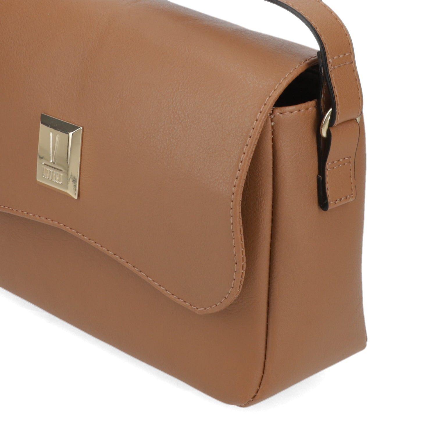 Cartera Bandolera Mujer Vizzano Color Camel con Detalle Metálico-5