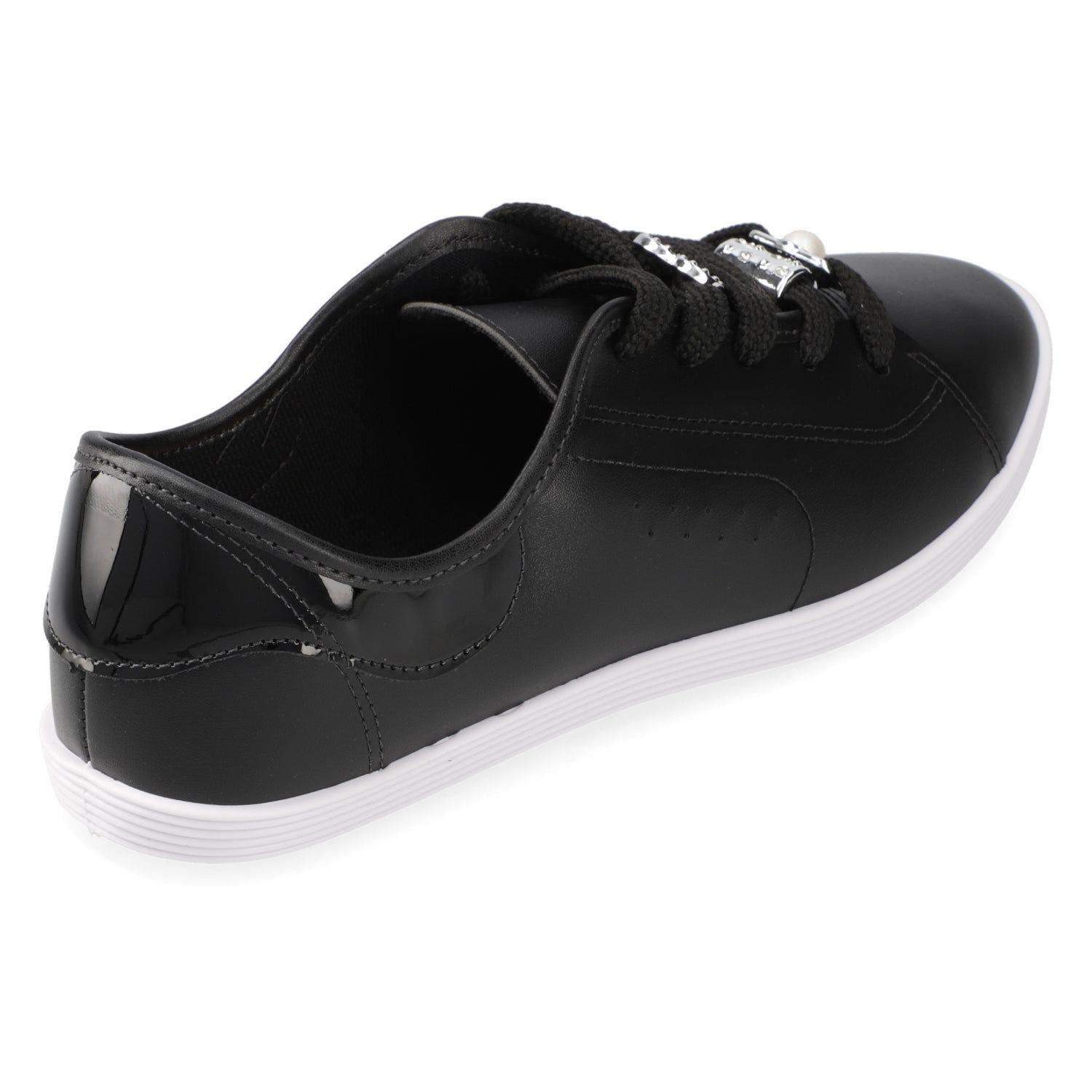 Zapatilla Casual Negro Beira Rio con Detalle en Cordones-4