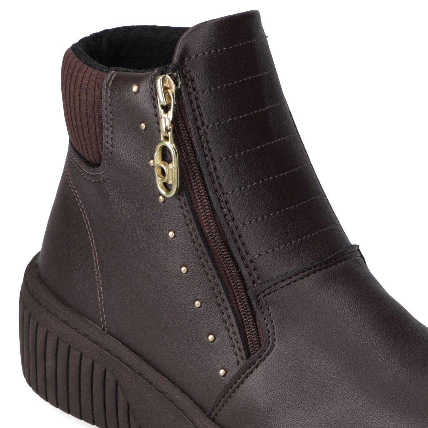 Zapatillas Casuales Chocolate Con Tachas Beira Rio-5