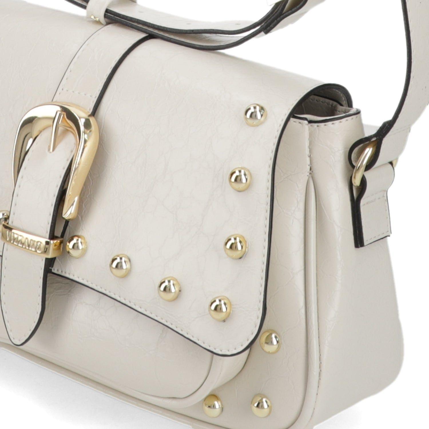 Cartera Vizzano Crema con Hebilla Dorada y Tachas Decorativas-5