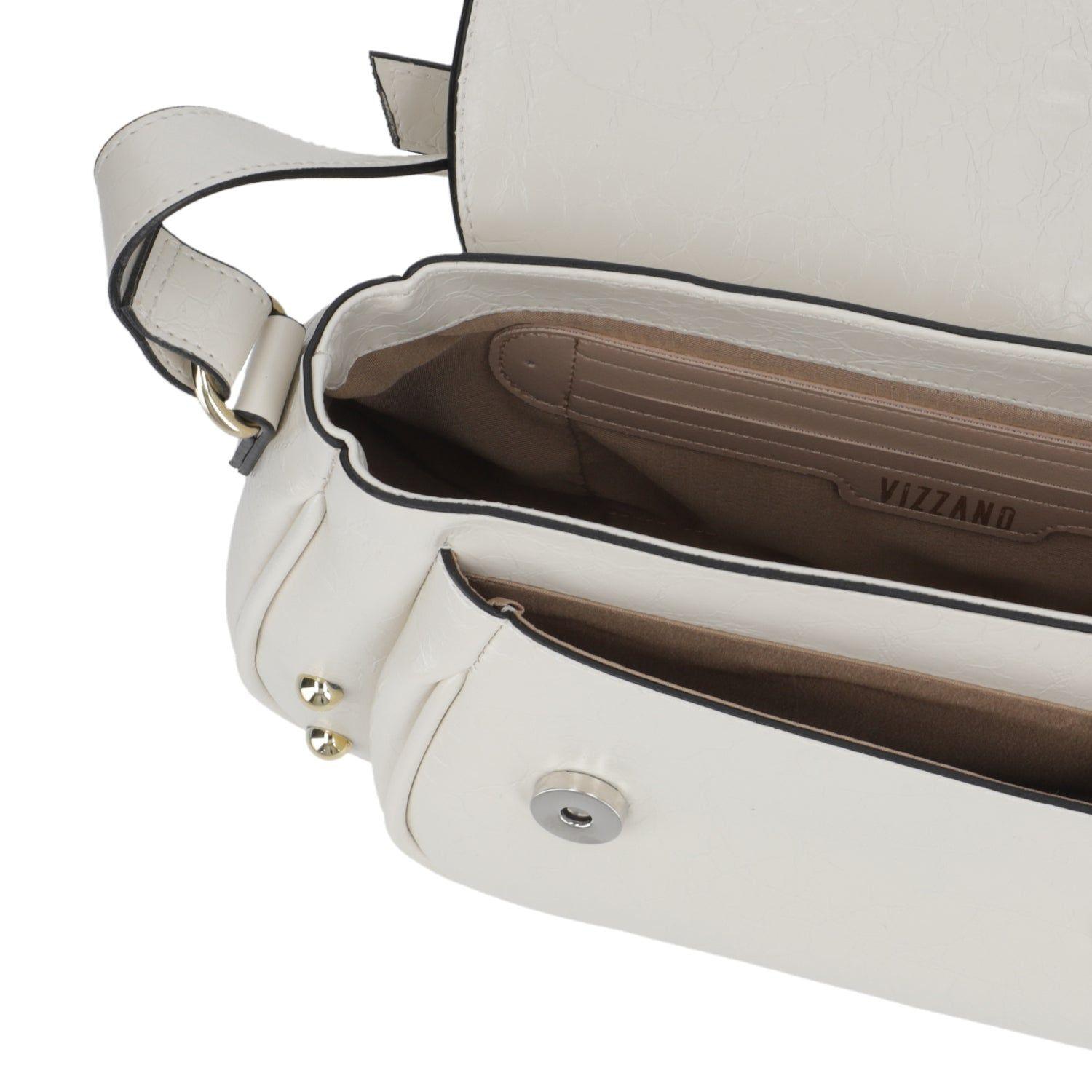 Cartera Vizzano Crema con Hebilla Dorada y Tachas Decorativas-6