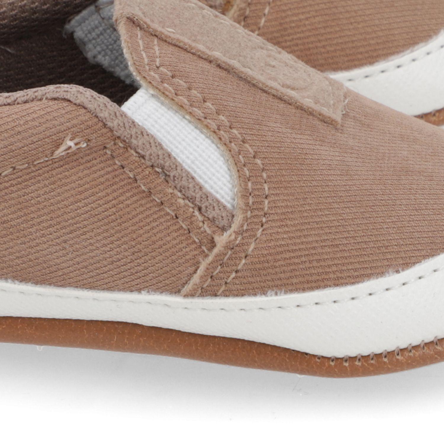 Zapatilla Urbana Bebé Color Beige-5