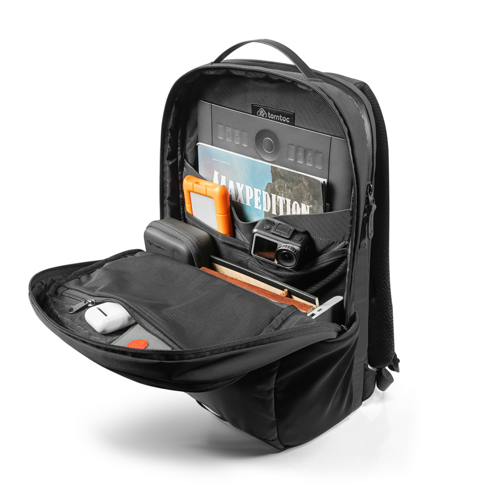 Mochila Premium Tomtoc para viajes y Notebook 15.6" Negro-1