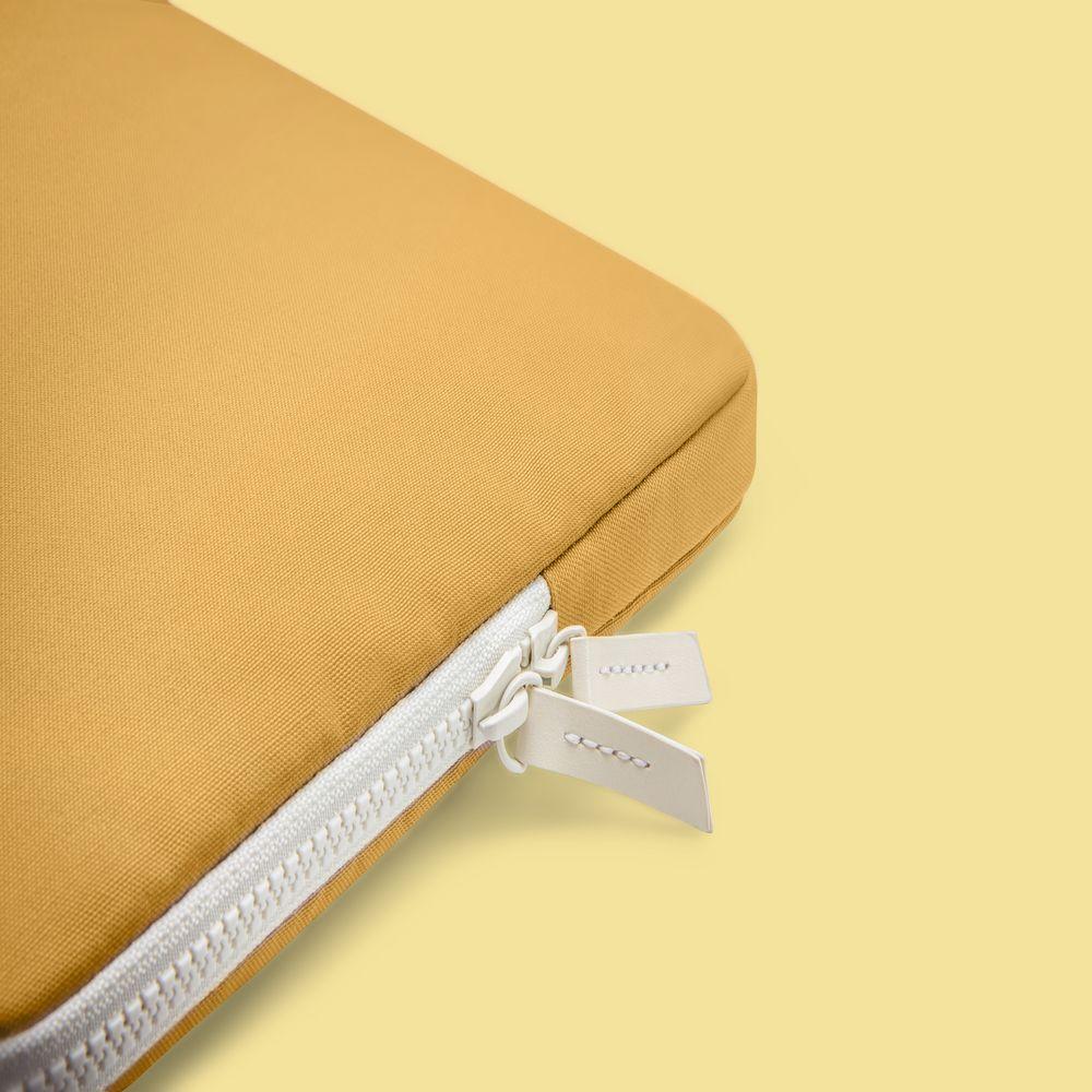 Tomtoc Funda Lady Mac 13''+ organizador Amarillo A23-C02Y01-7