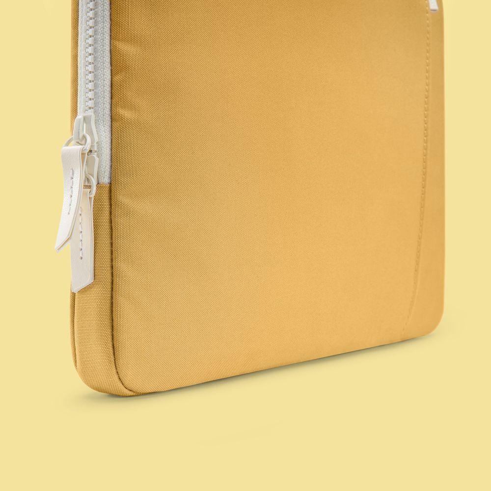Tomtoc Funda Lady Mac 13''+ organizador Amarillo A23-C02Y01-8