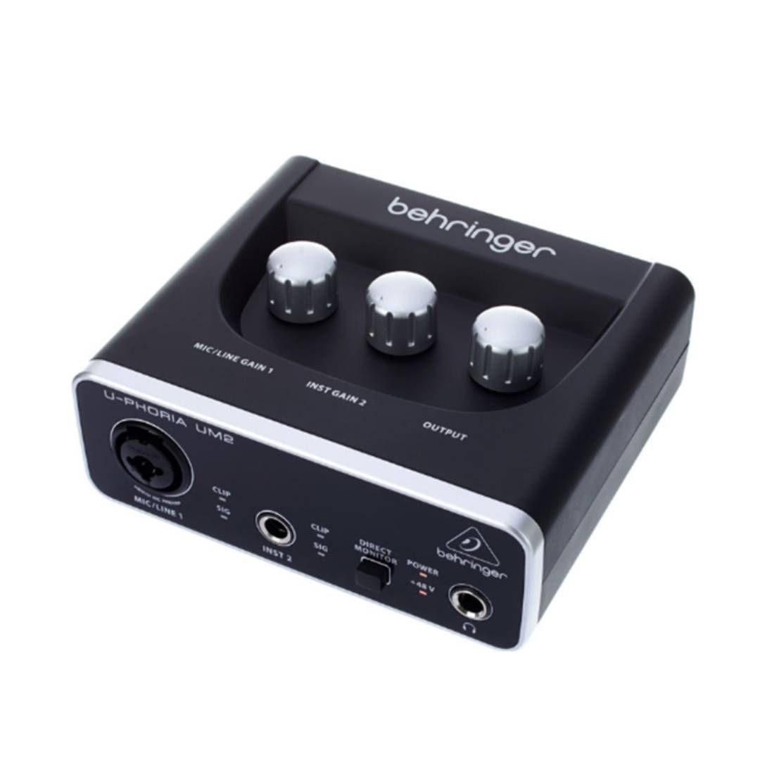 Interfaz de Audio Behringer UM2 U-Phoria-1