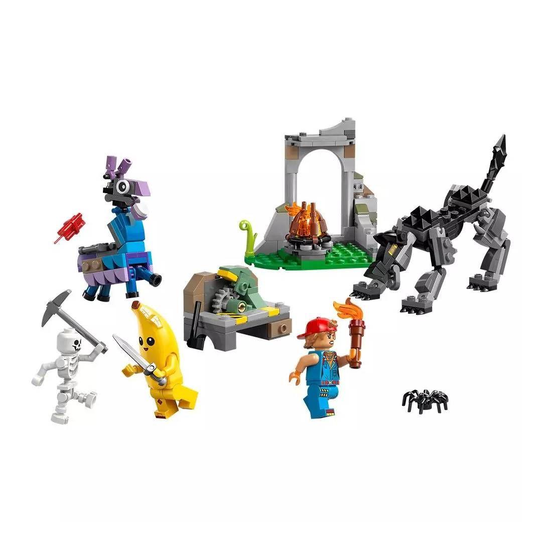 LEGO Fortnite: Campamento de Banano y Bujía 77075-2