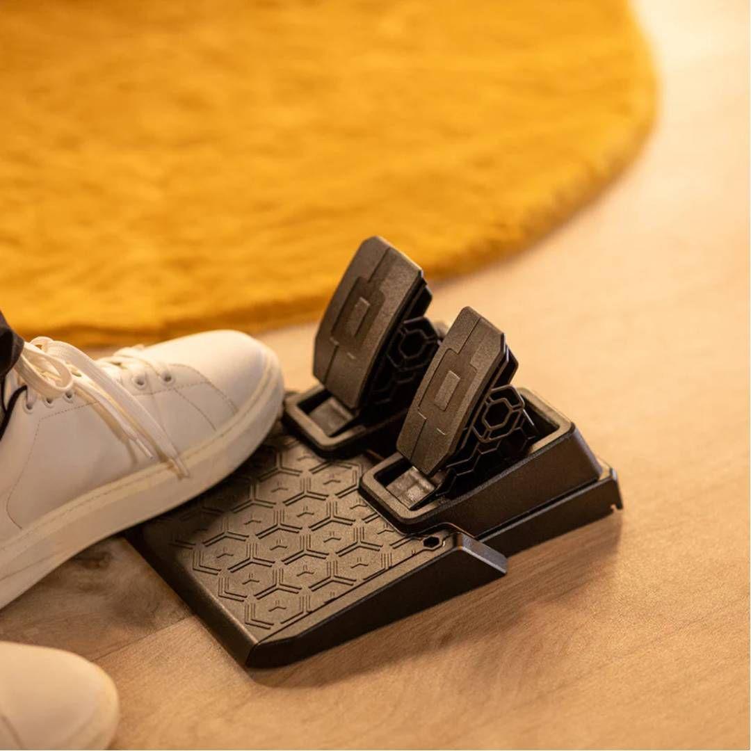 Volante y Pedales Thrustmaster T98 FERRARI 296 GTB para PS5-3