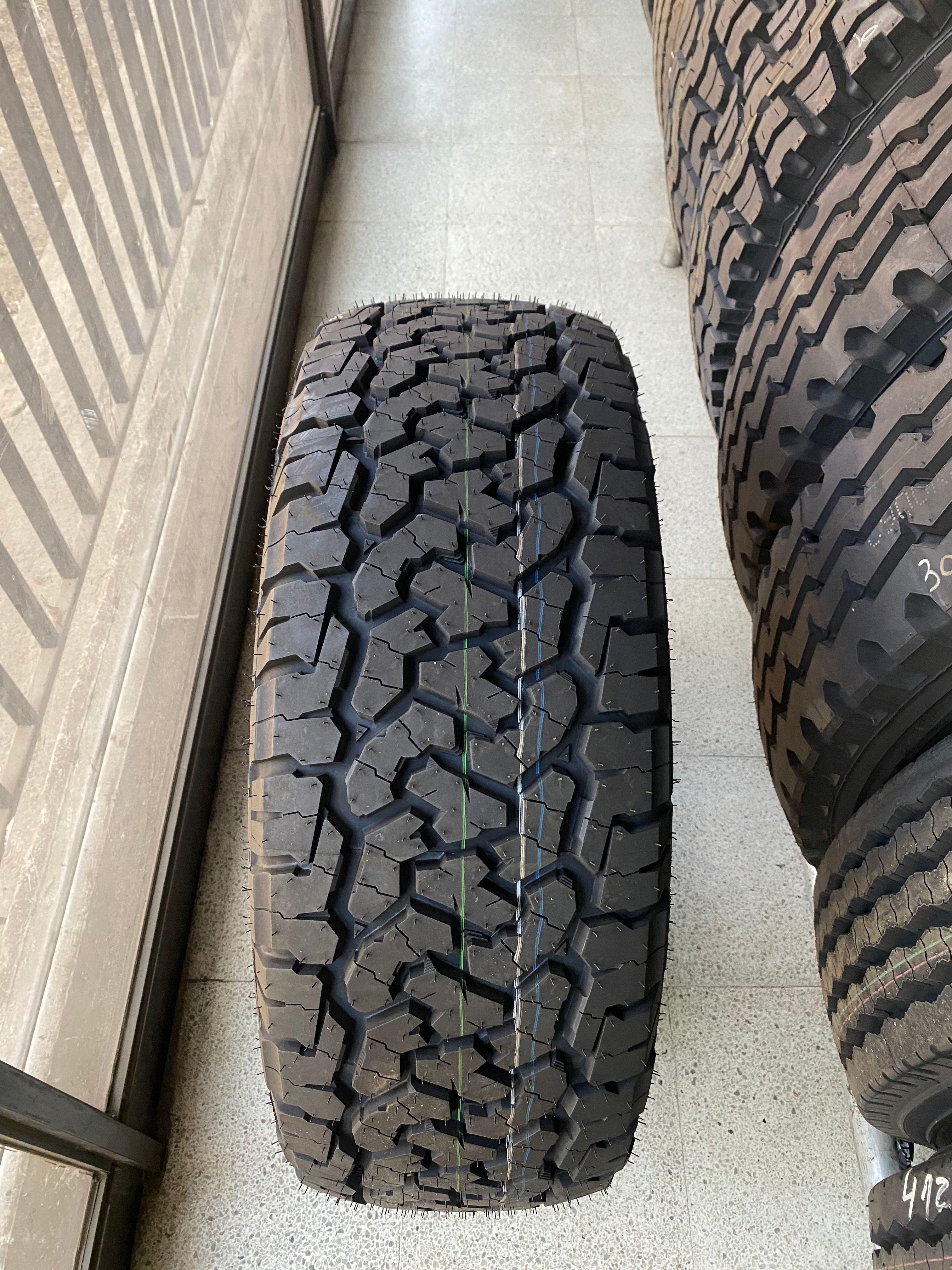 Neumatico 245/65R17 AT RA1100 111TX Roadcruza-3