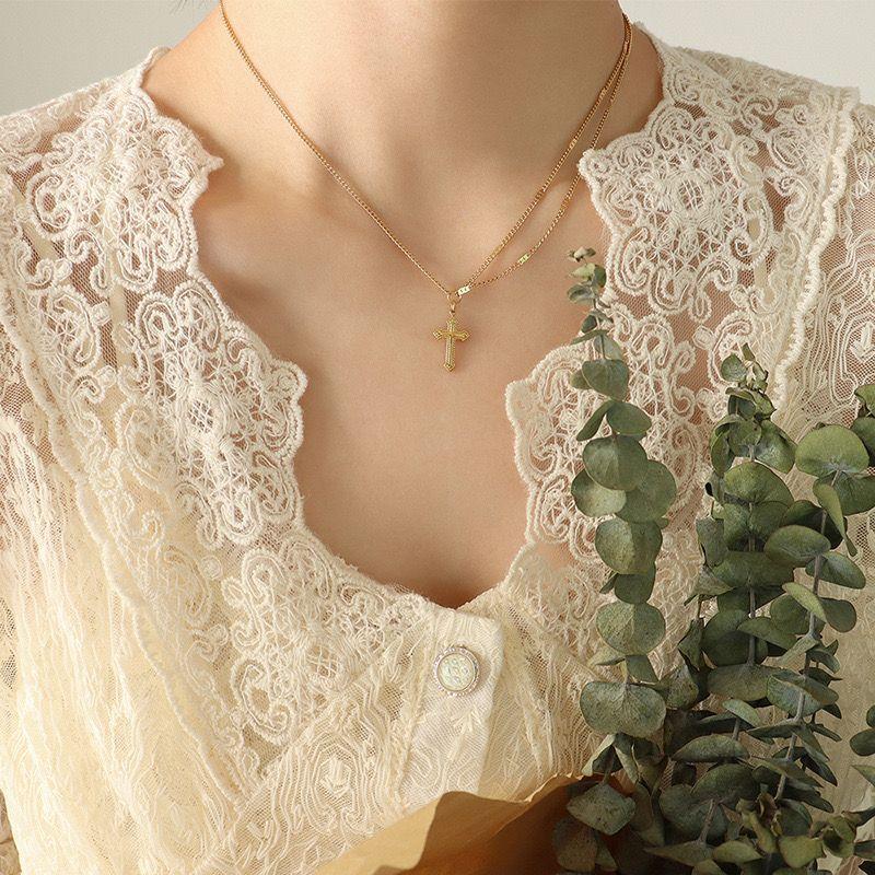 Collar Baño Oro 18k Cruz Grumet Diseño-3