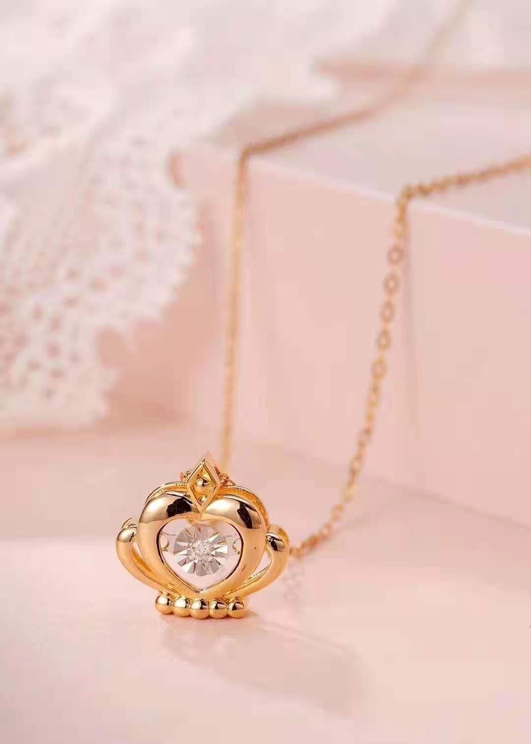 CADENA ESLABONES ORO AMARILLO 18K COLGANTE CORONA DIAMANTE 3P-1