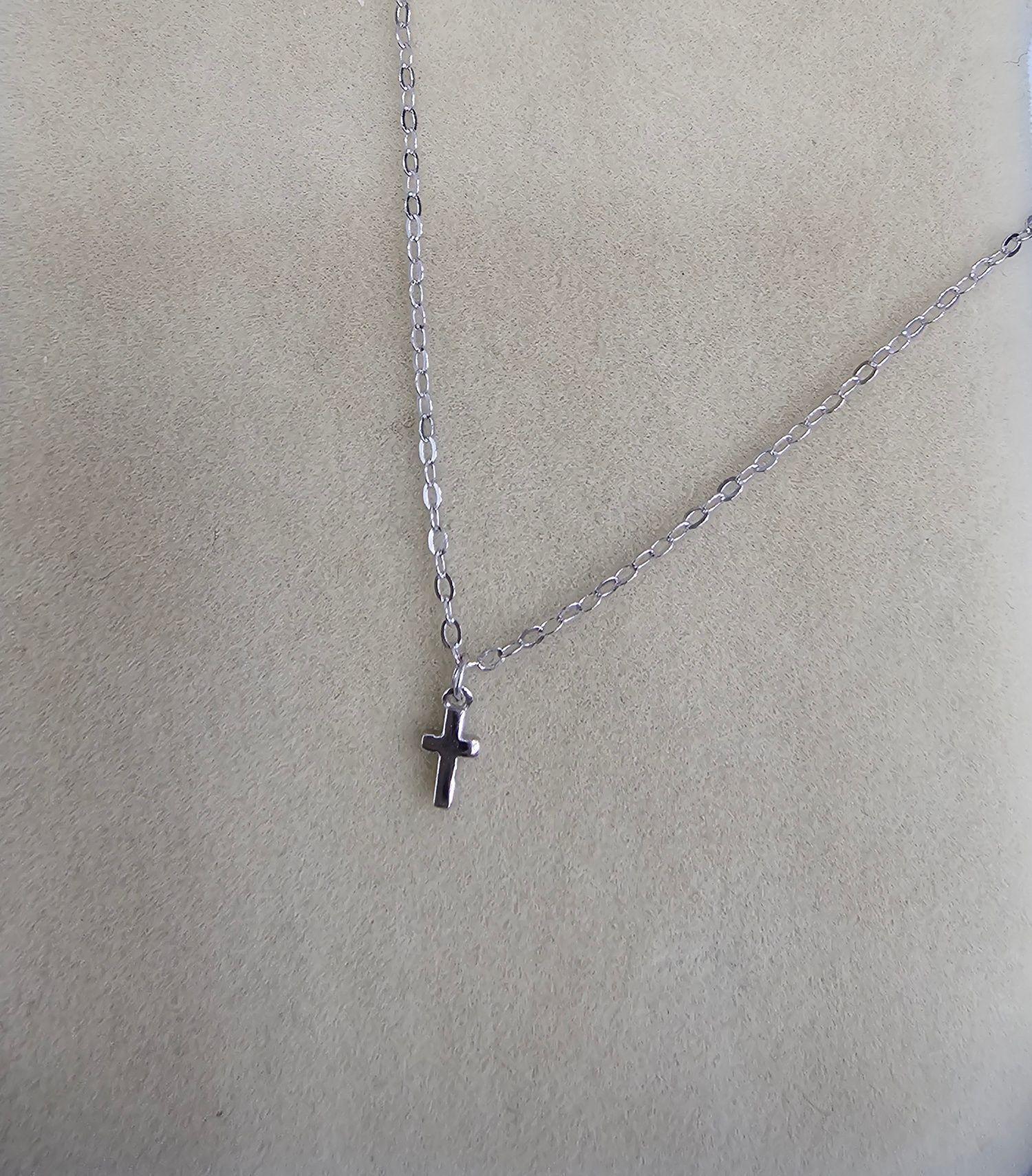 Collar Plata 925 Cruz Lisa S-1