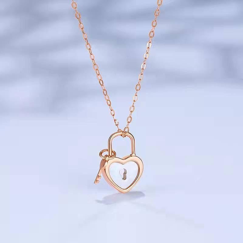Cadena Eslabones Oro Amarillo 18k Corazón Candado Llave Nácar 18k-1