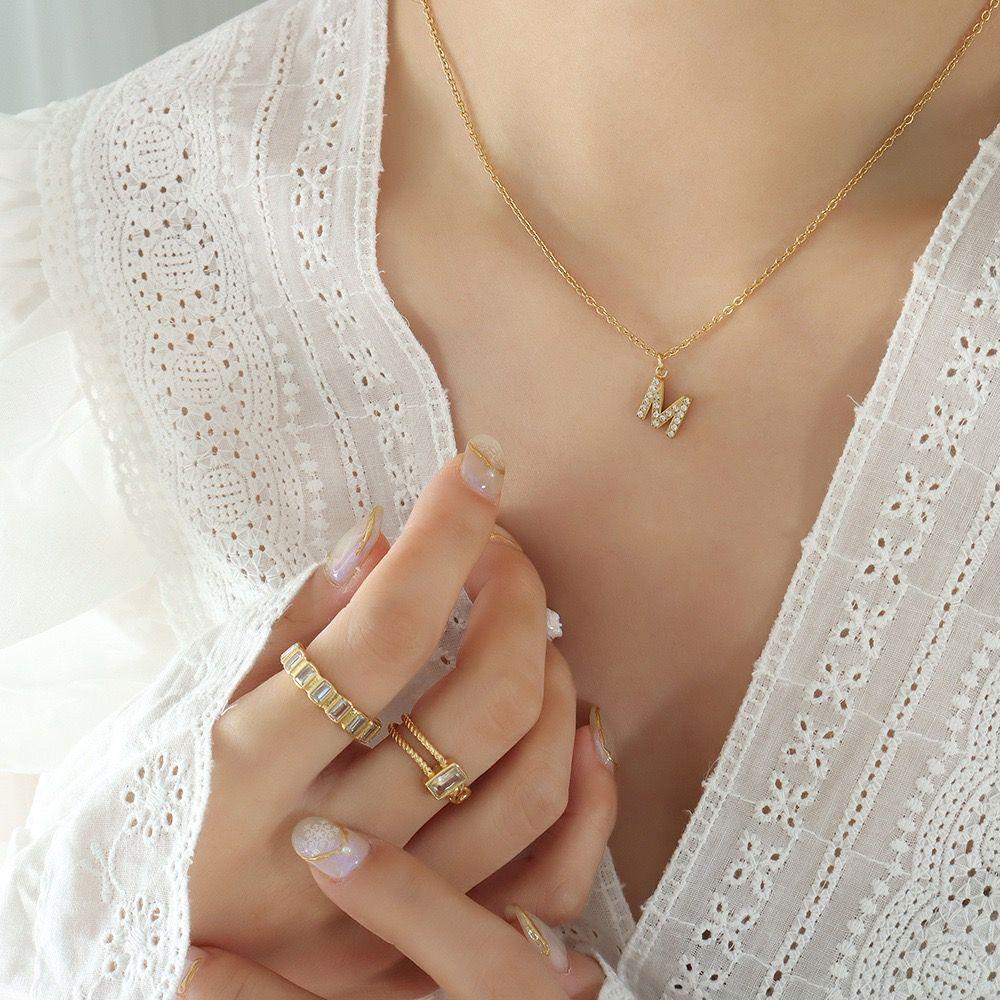 Collar Baño Oro 18k Letra Inicial Brillitos M-3