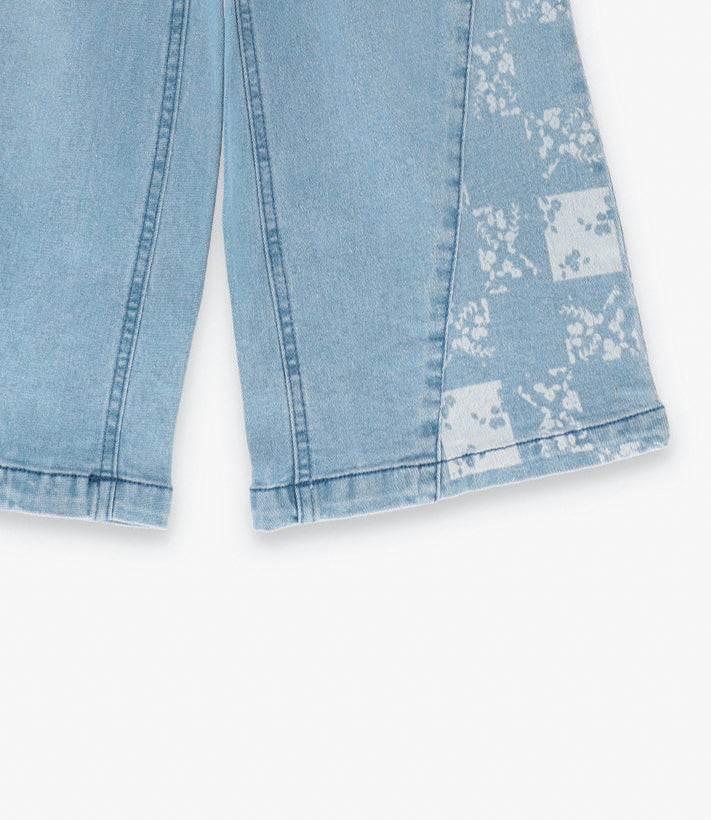 Jeans niña con flores y brillos denim celeste Limonada-3