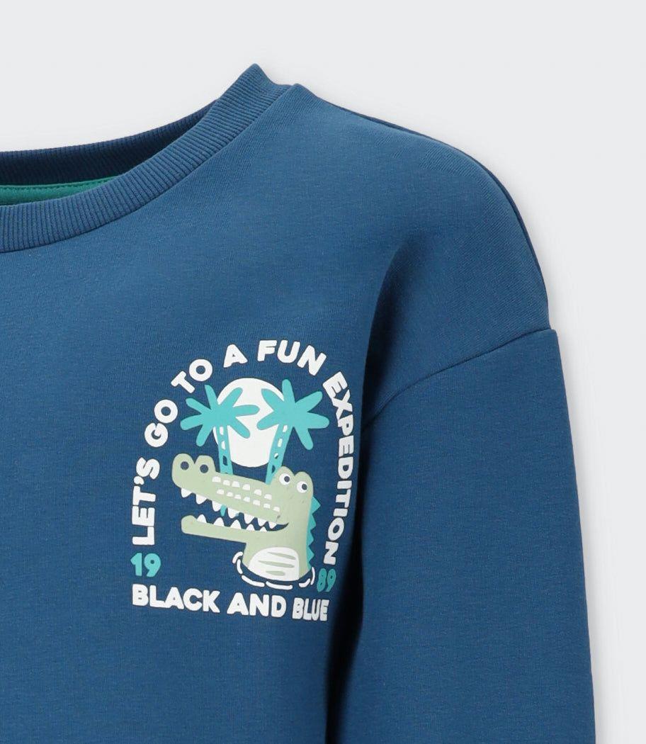 Buzo niño con diseño azul  Black and Blue-3