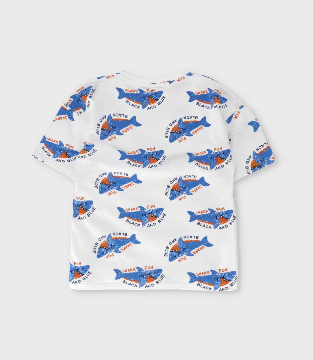 Polera manga corta niño con tiburones crudo Black and Blue-1
