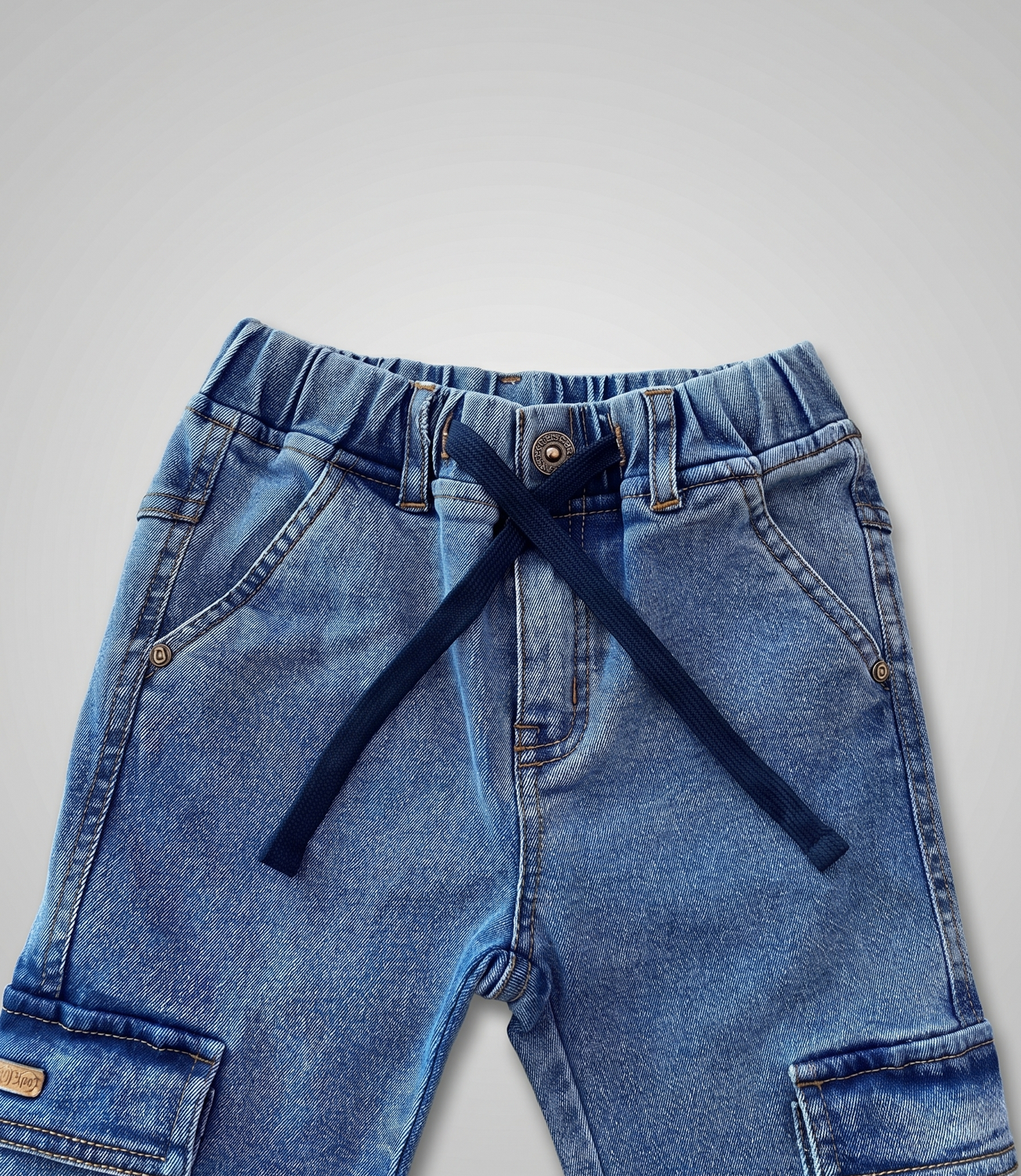Jeans bebé cargo B12111270174 denim celeste Black and blue-2