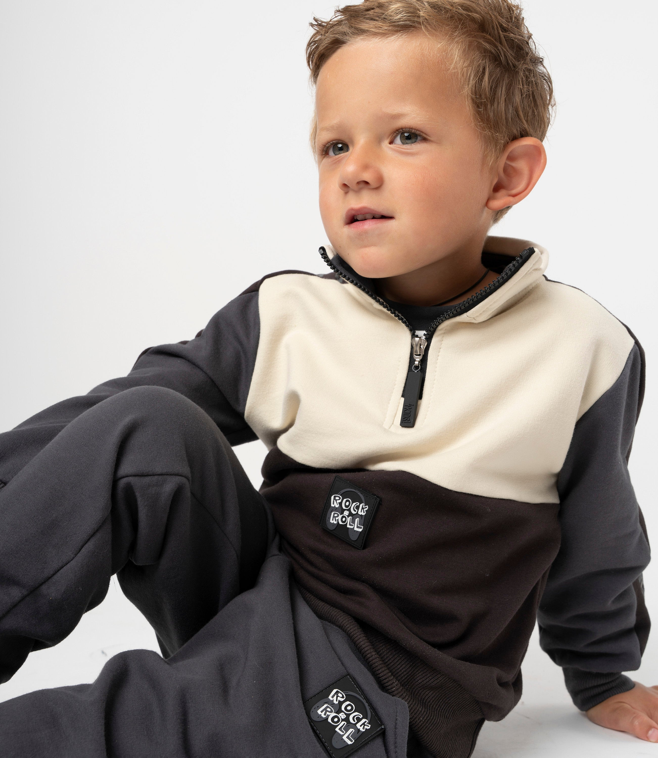 Buzo niño medio cierre negro 4 Kids-0