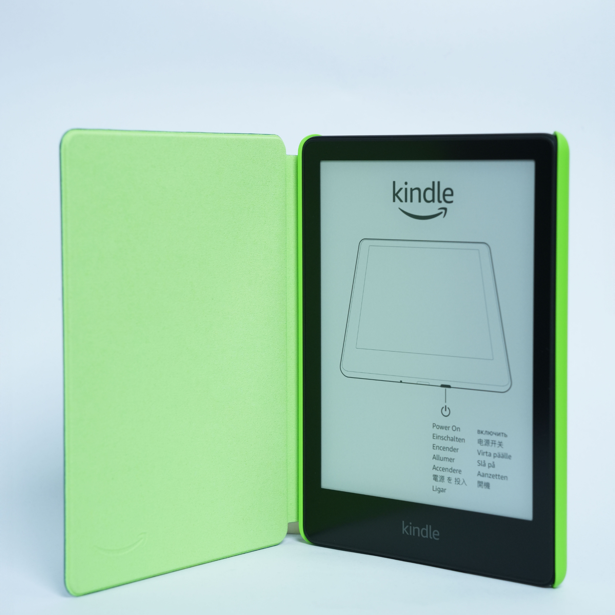 E-readers Kindle paperwhite kids 16gb Robot Dreams-2