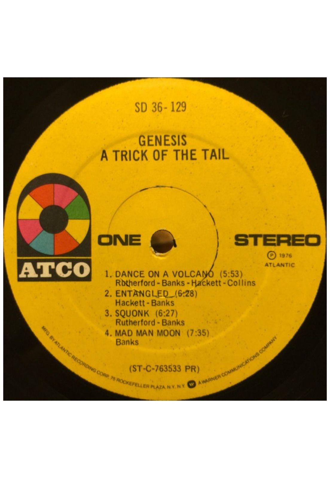 GENESIS - A TUCH OF THE TAIL | VINILO USADO-3