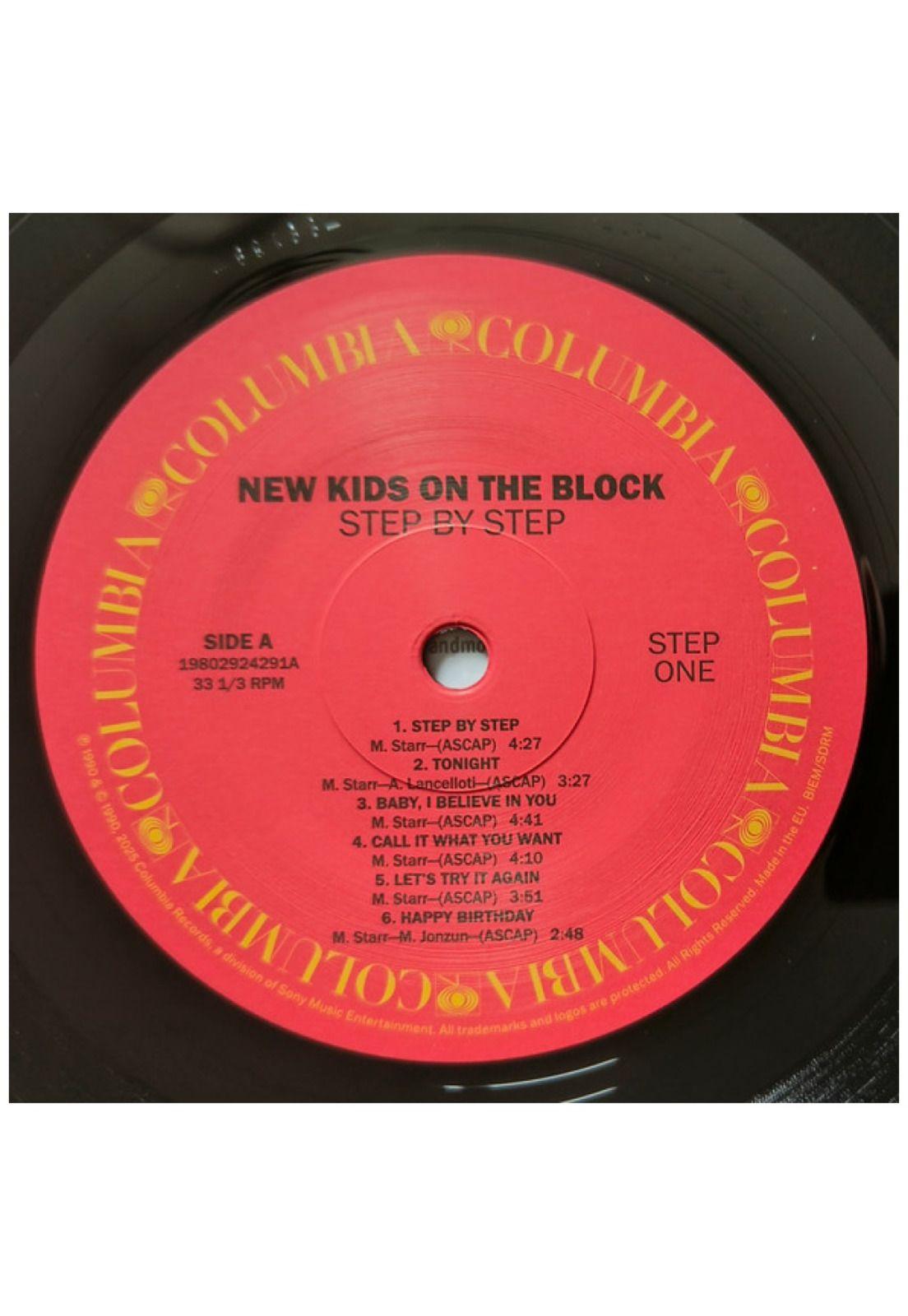 NEW KIDS ON THE BLOCK - STEP BY STEP (35TH ANNIVERSARY EDITION) (2025) | VINILO-7