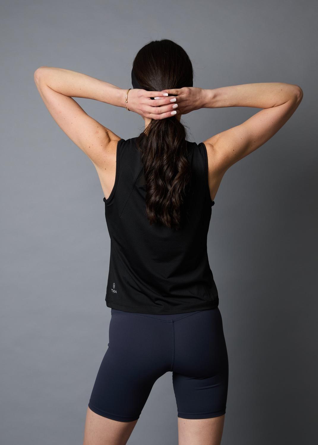Polera Satis Black FeatherLite™-3