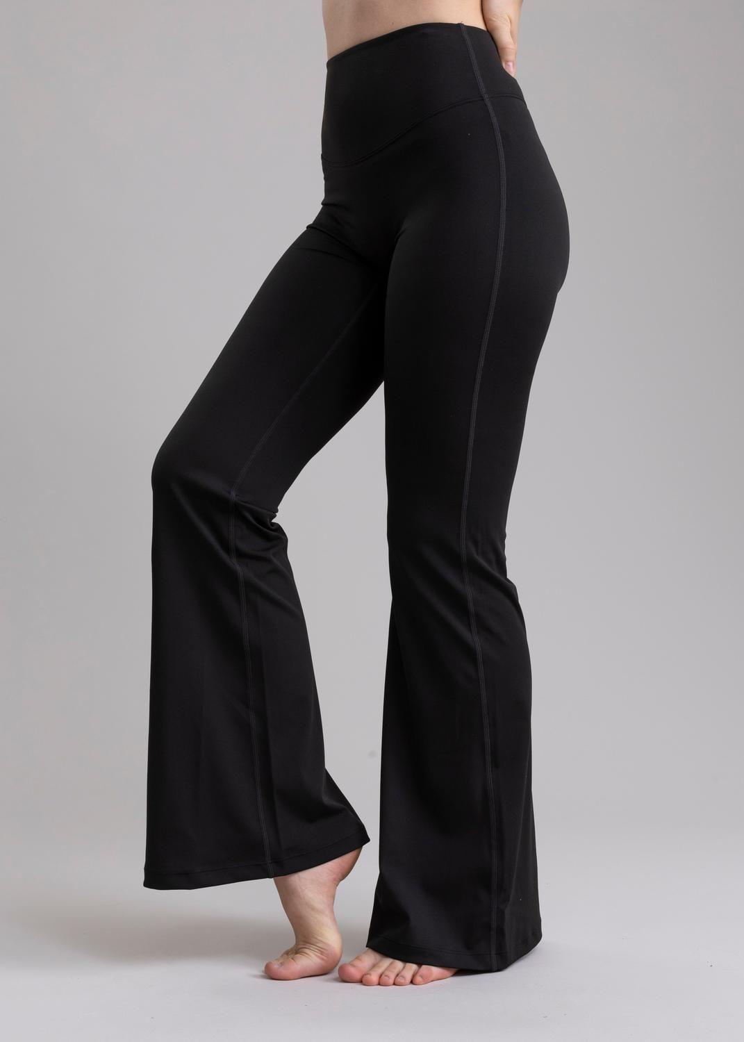Pantalón Legging Brigid Black - Acampanado y de Tiro Alto-1