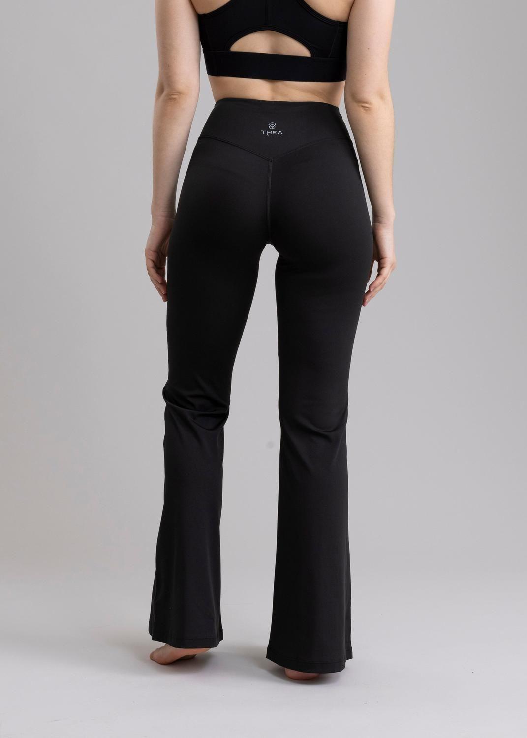 Pantalón Legging Brigid Black - Acampanado y de Tiro Alto-3