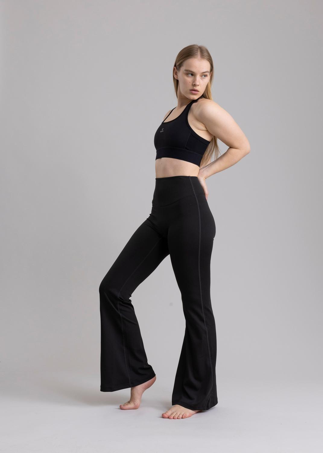Pantalón Legging Brigid Black - Acampanado y de Tiro Alto-4