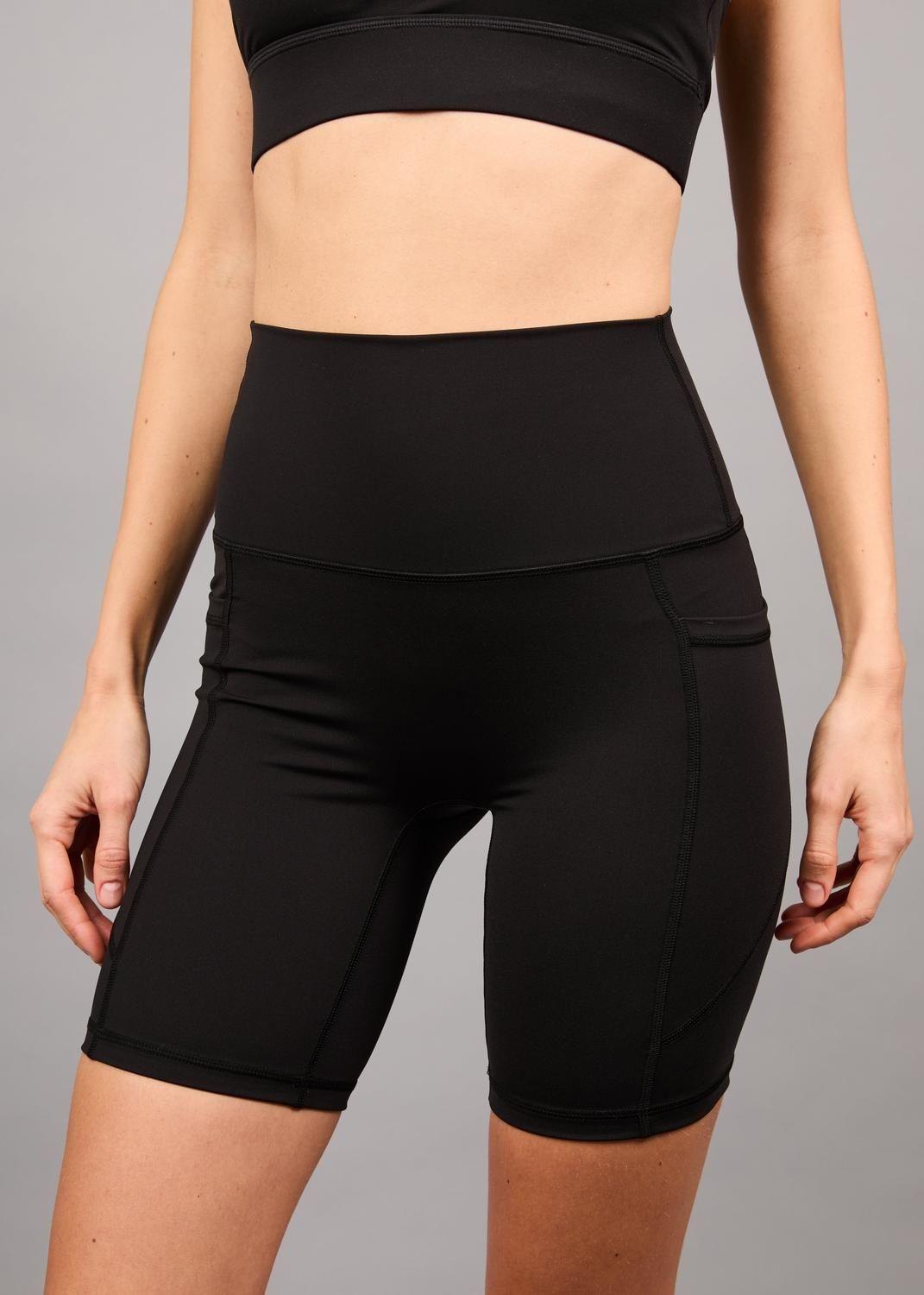 Legging Cortas Bolsillos Laterales Ambar Black-2