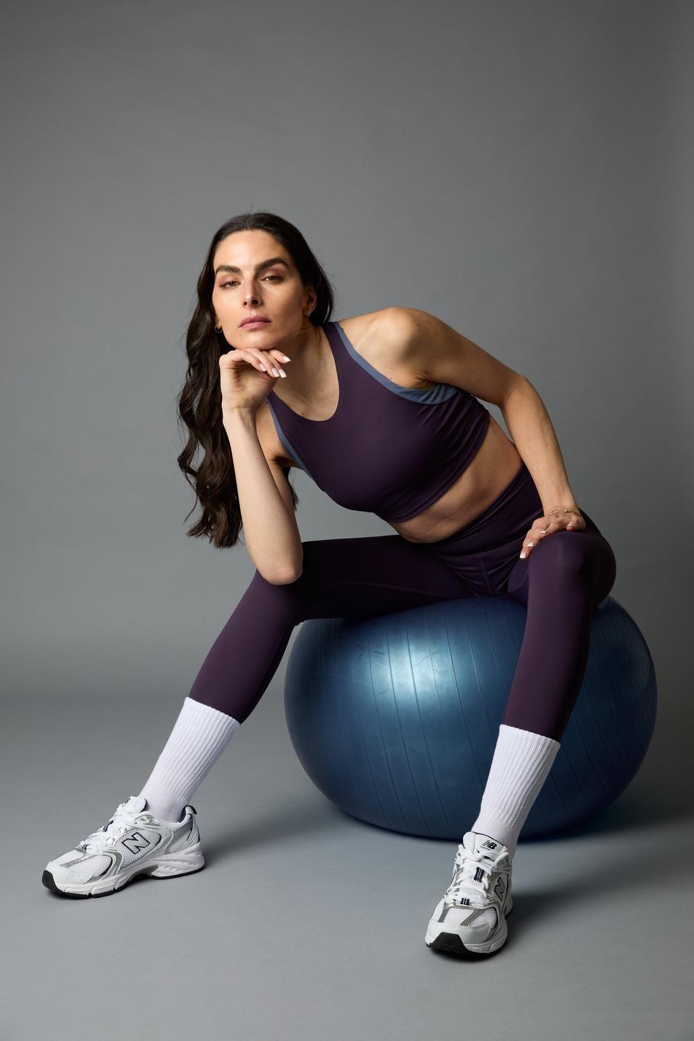 Legging Atenea Dark Plum CompressFit™-5