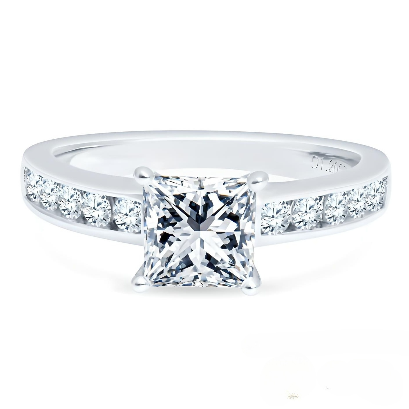 ANILLO DE COMPROMISO BOOMZAIR CORTE PRINCESA CON MOISSANITAS 1.2 CT + 0.03 CT VVS1 D-0