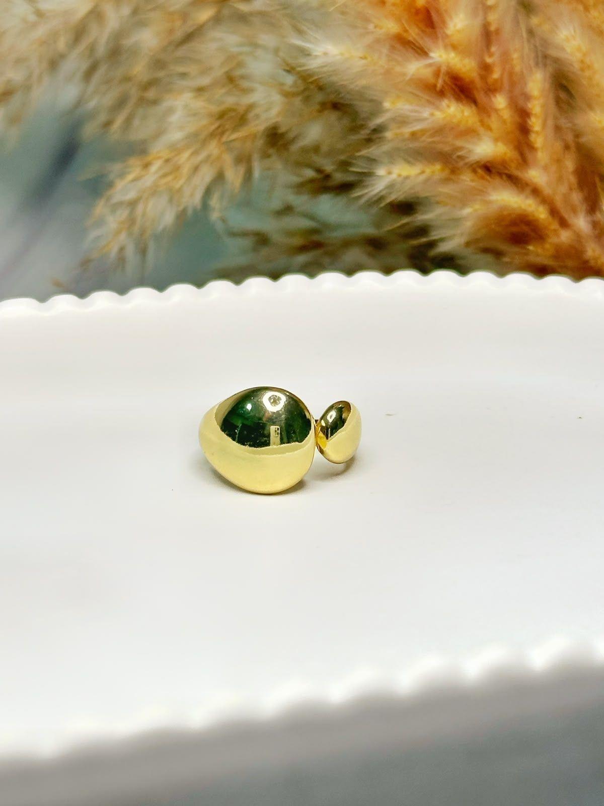 Anillo Joselin Asimétrico Ajustable Baño de Oro 18K-1