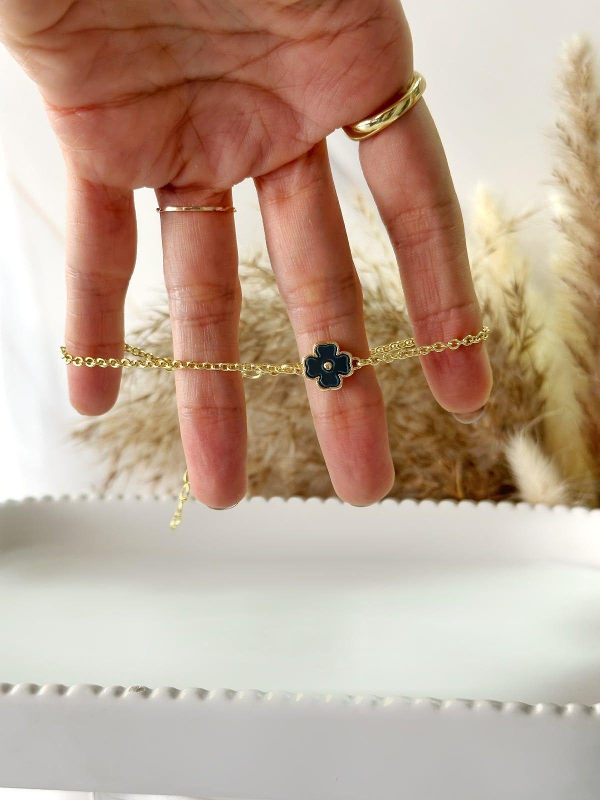 Pulsera Baño de Oro 18K con Charm Clover-3