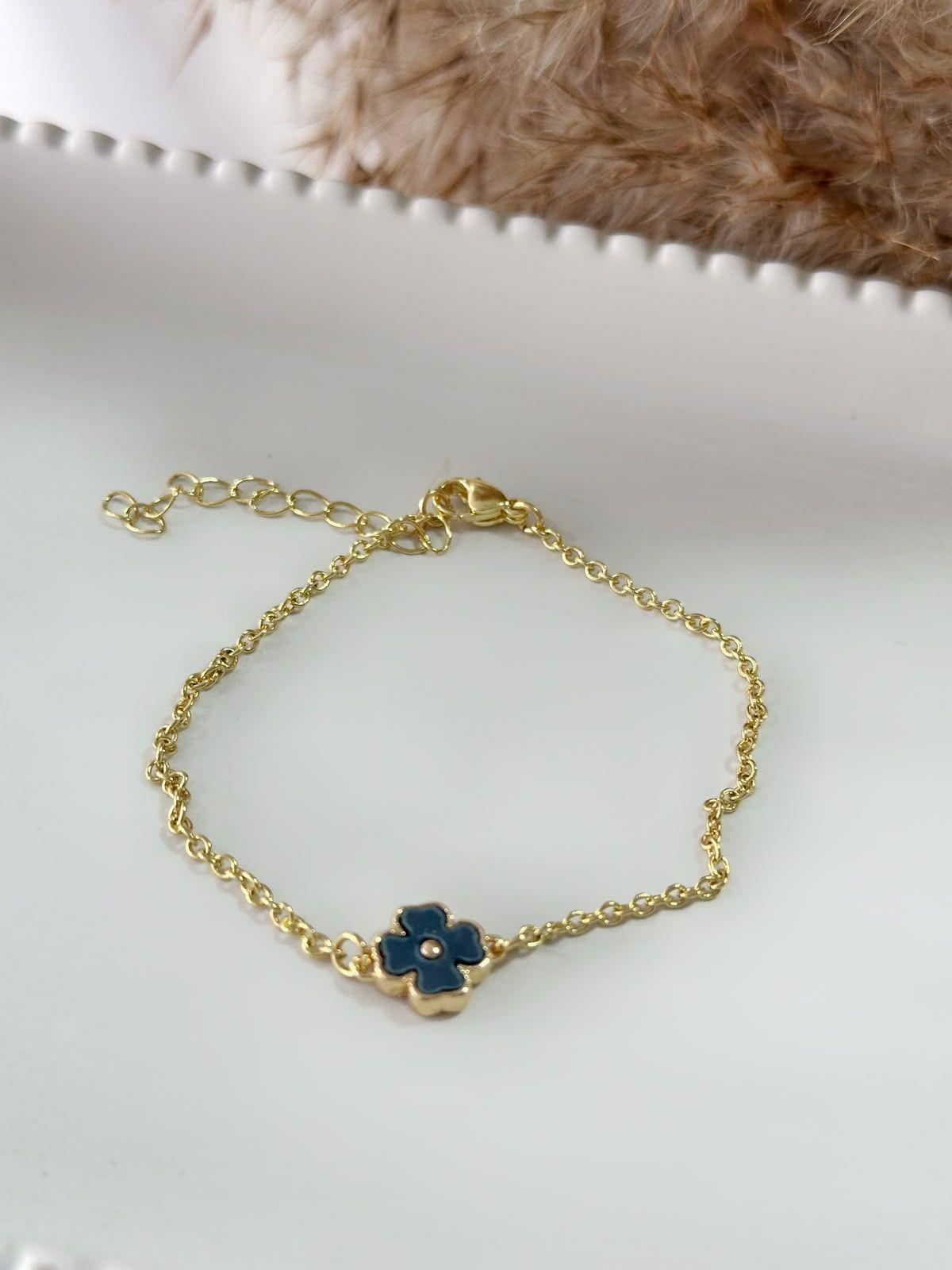 Pulsera Baño de Oro 18K con Charm Clover-5