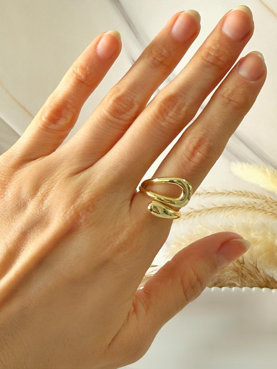 Anillo Josie asimetrico Ajustable Baño de Oro 18K-4