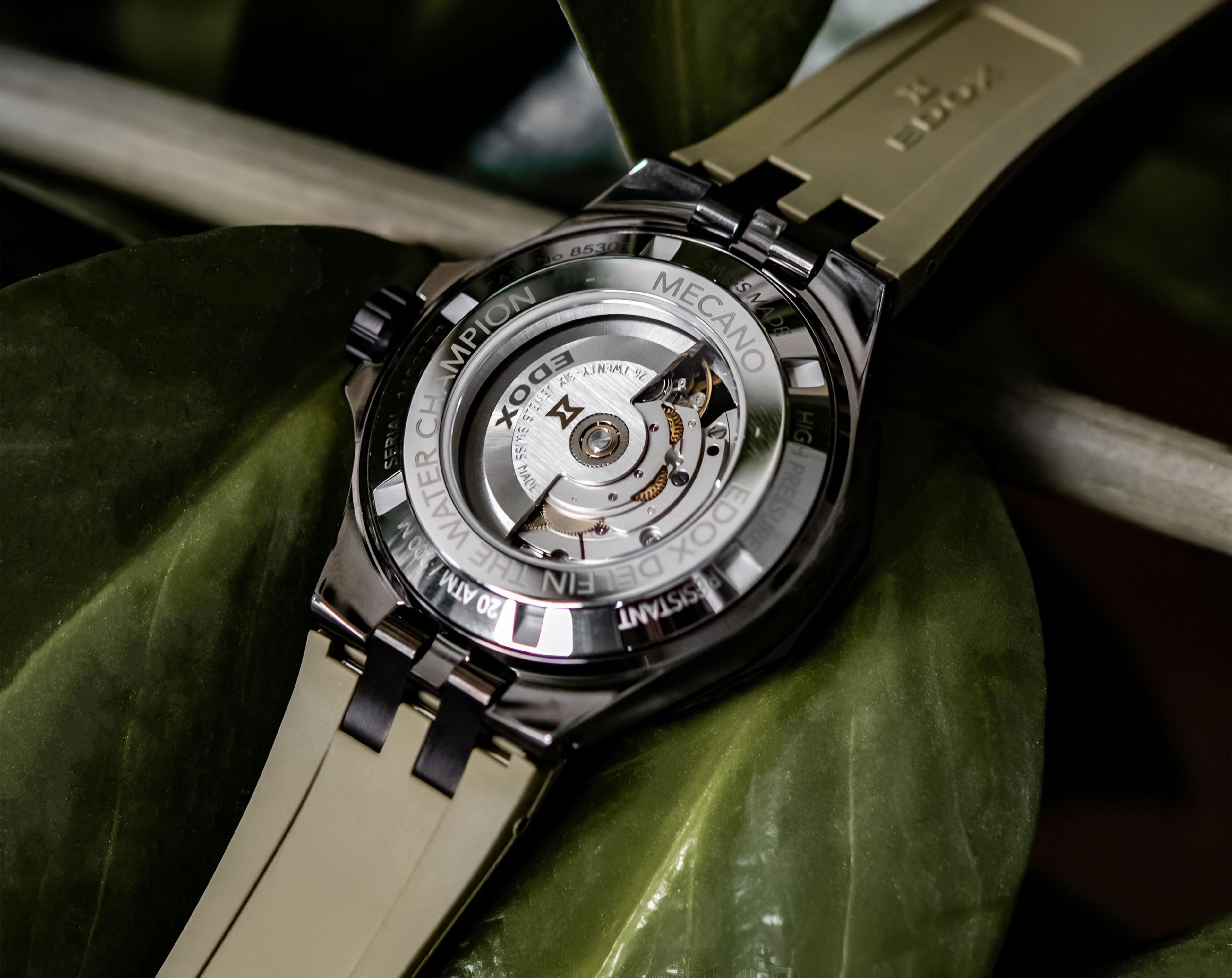 Reloj Edox Green Skeleton Dial Automatic Hombre -4