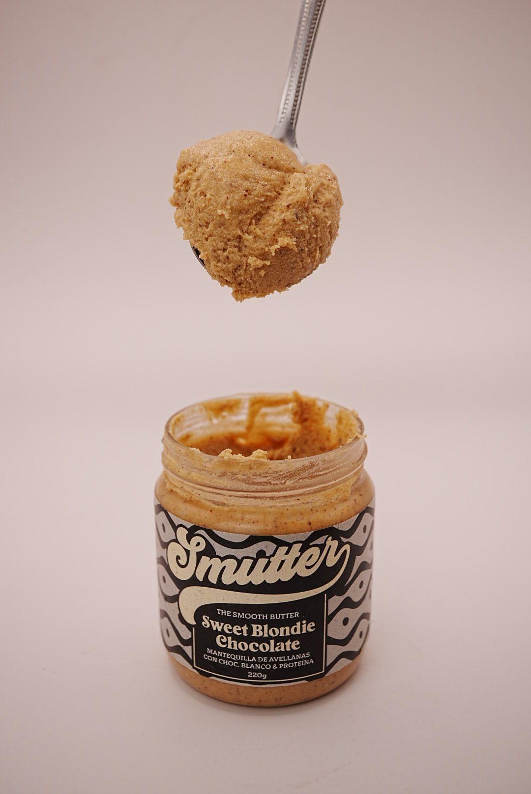 Mantequilla de Avellanas con Chocolate Blanco y Proteína Smutter-2