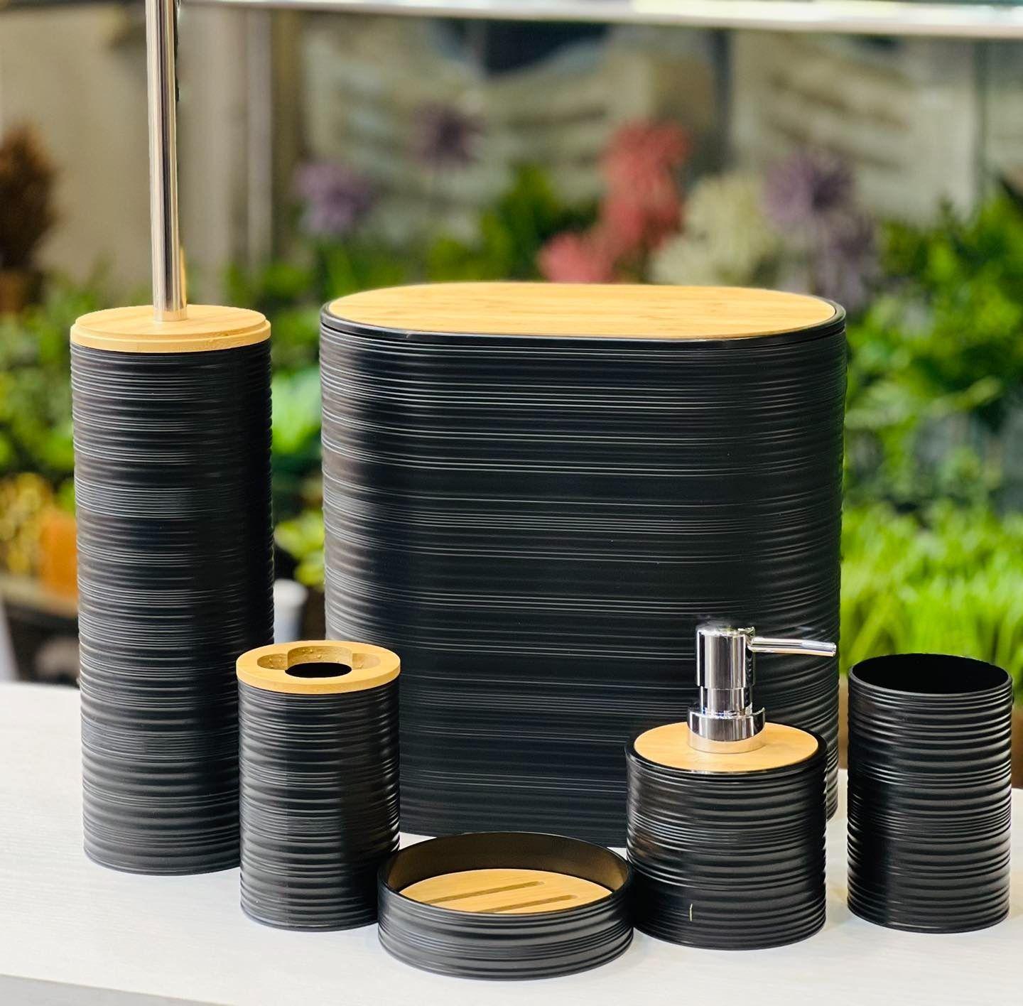 Set De 8 Accesorios Para Baño Con Tapa De Bambu Papelera Wc WakesHome-1