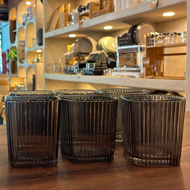 Jarra De Vidrio Moderna Con Tapa Y 6 Vasos Dise o Acanalado-4