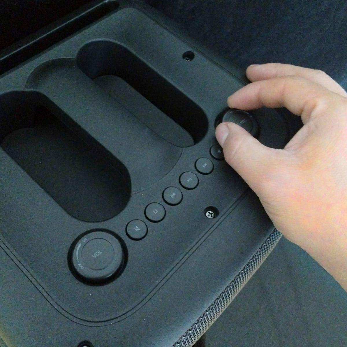 MLAB PARLANTE FLAMING SQUARE LUMIFY 8" CON MICROFONO INALAMBRICO-5