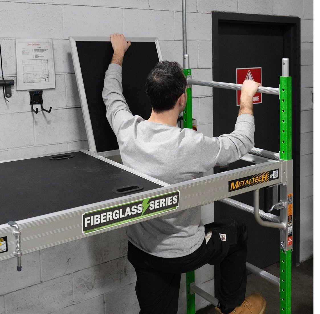 ANDAMIO FIBRA DE VIDRIO CON ENTRADA DE SEGURIDAD METALTECH-2