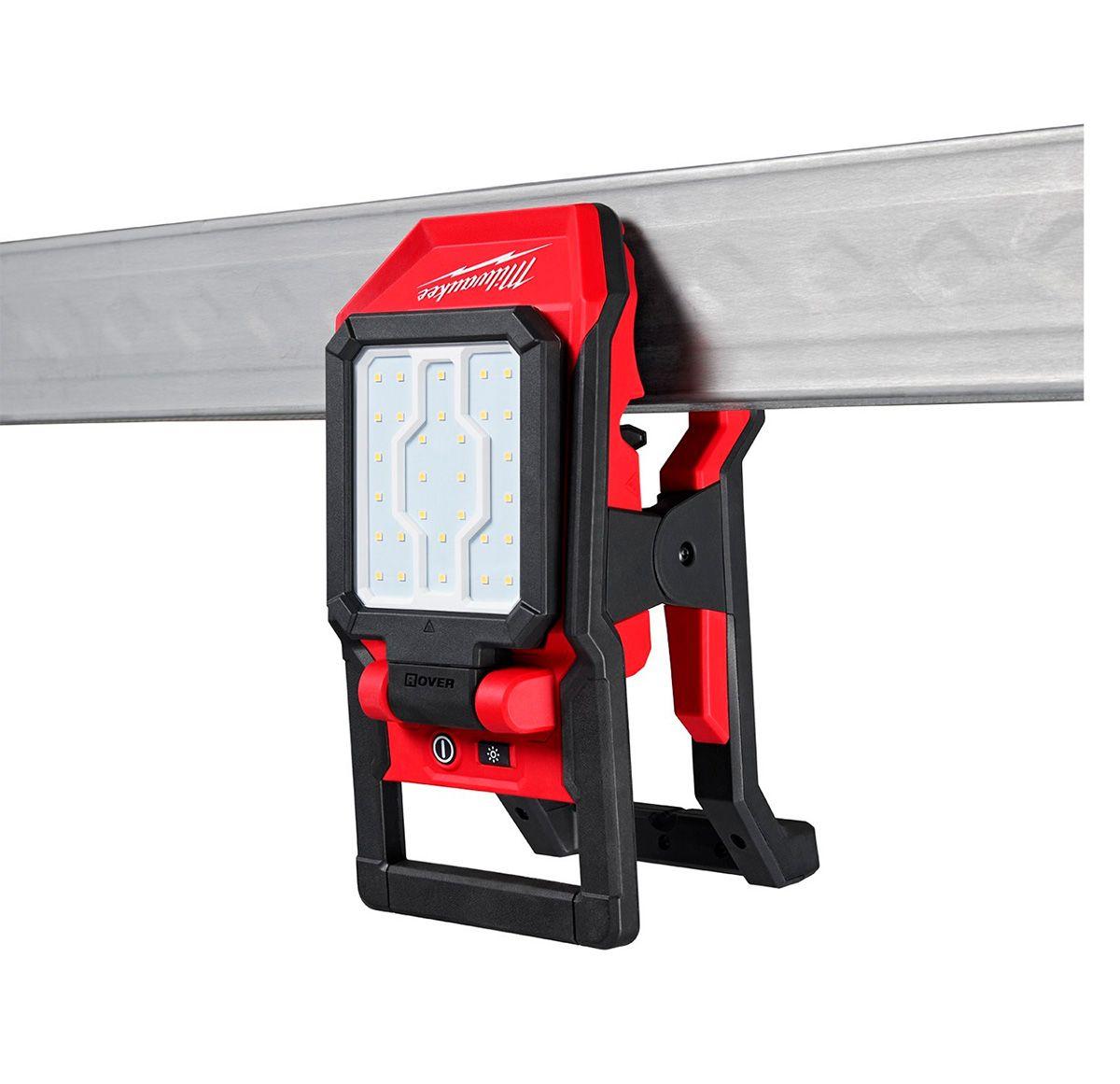 FOCO LED ROVER MILWAUKEE TIPO PINZA 2358-20-1