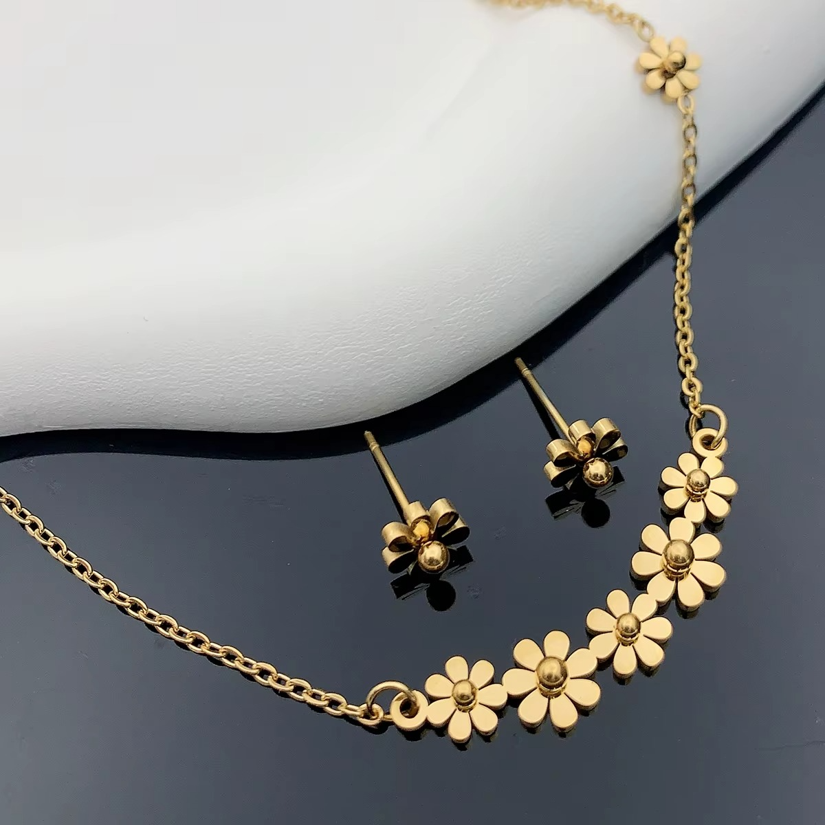 Pack Conjunto 2 Piezas Aros+Collar Baño Oro18kt Margaritas-4