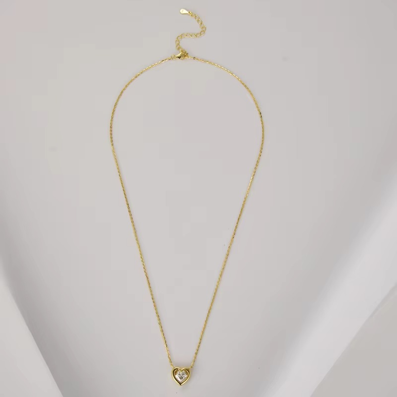 Collar Corazón Con Diamante Moissanita 1ct Oro Sobre Plata-5